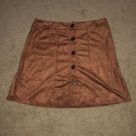 *SOLD* Perfect soft fall skirt - Picture 2 of 4